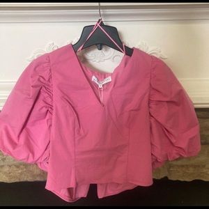 Pink puff sleeve crop top